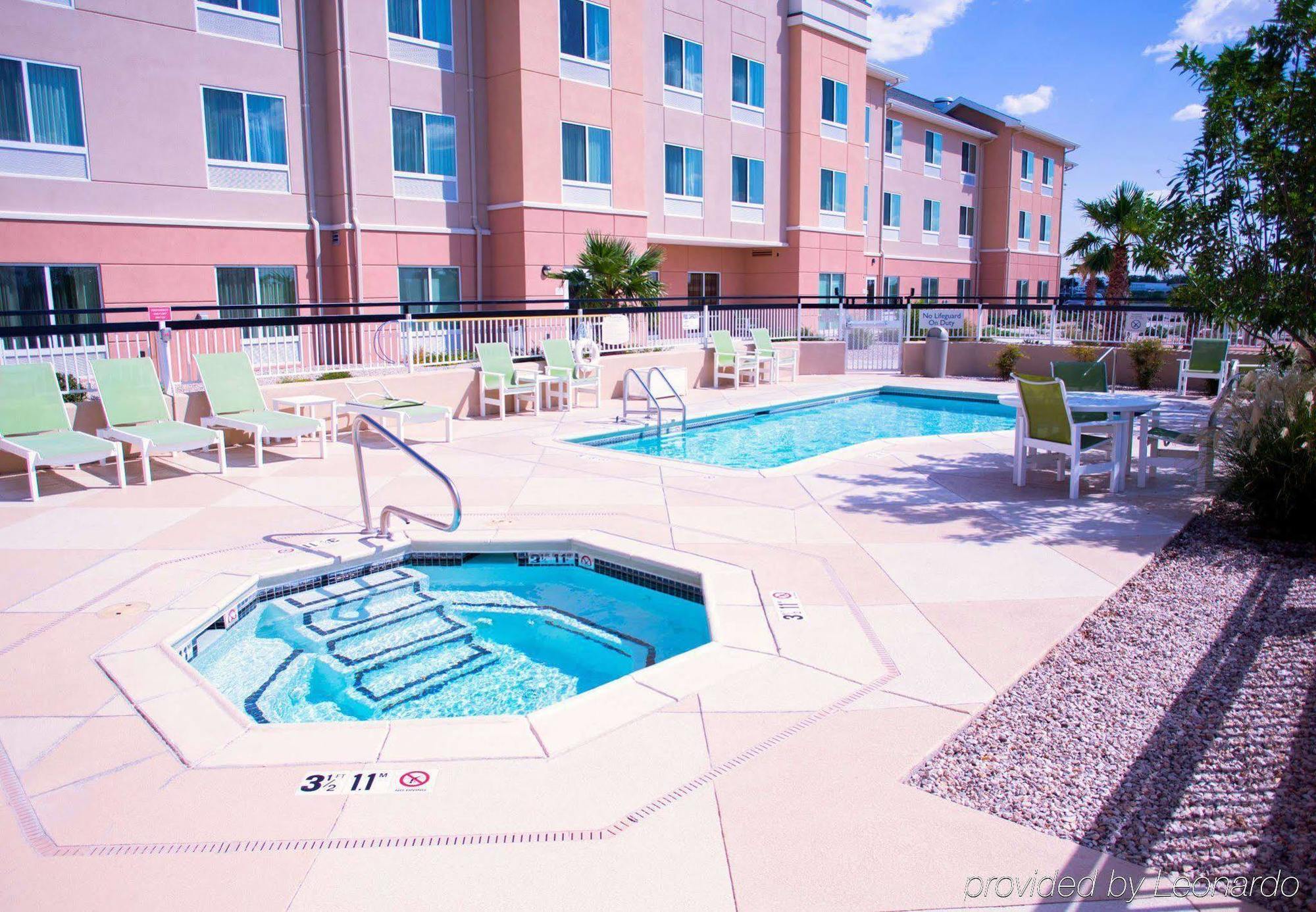 Fairfield Inn And Suites Carlsbad Exterior photo